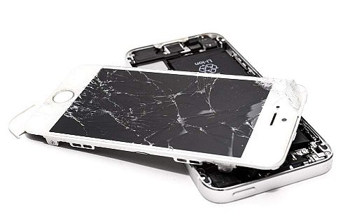 Damaged_Mobile_Phone.jpg